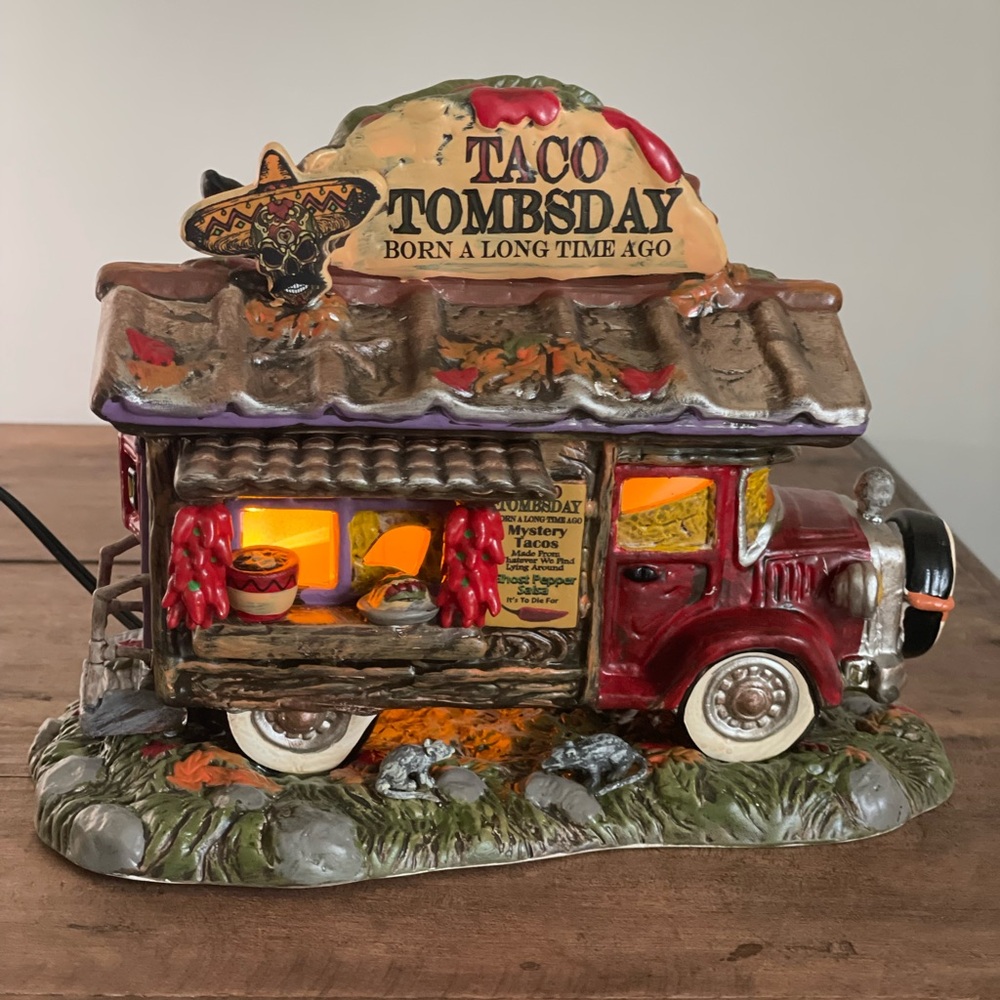 Dept 56 Halloween Village Haunted Wheels Truck Taco Tombsday light up new